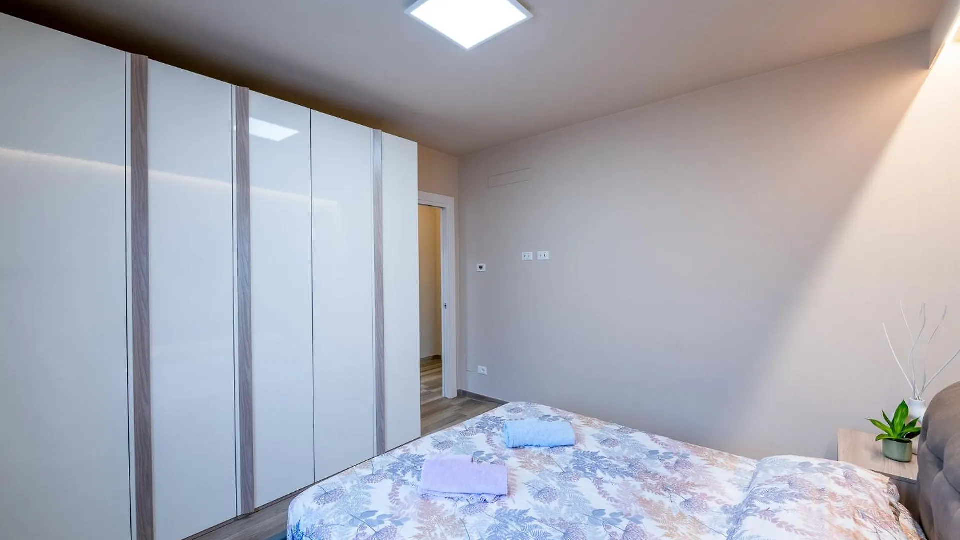 Apartment Nuovo Appartamento A Salo Italy