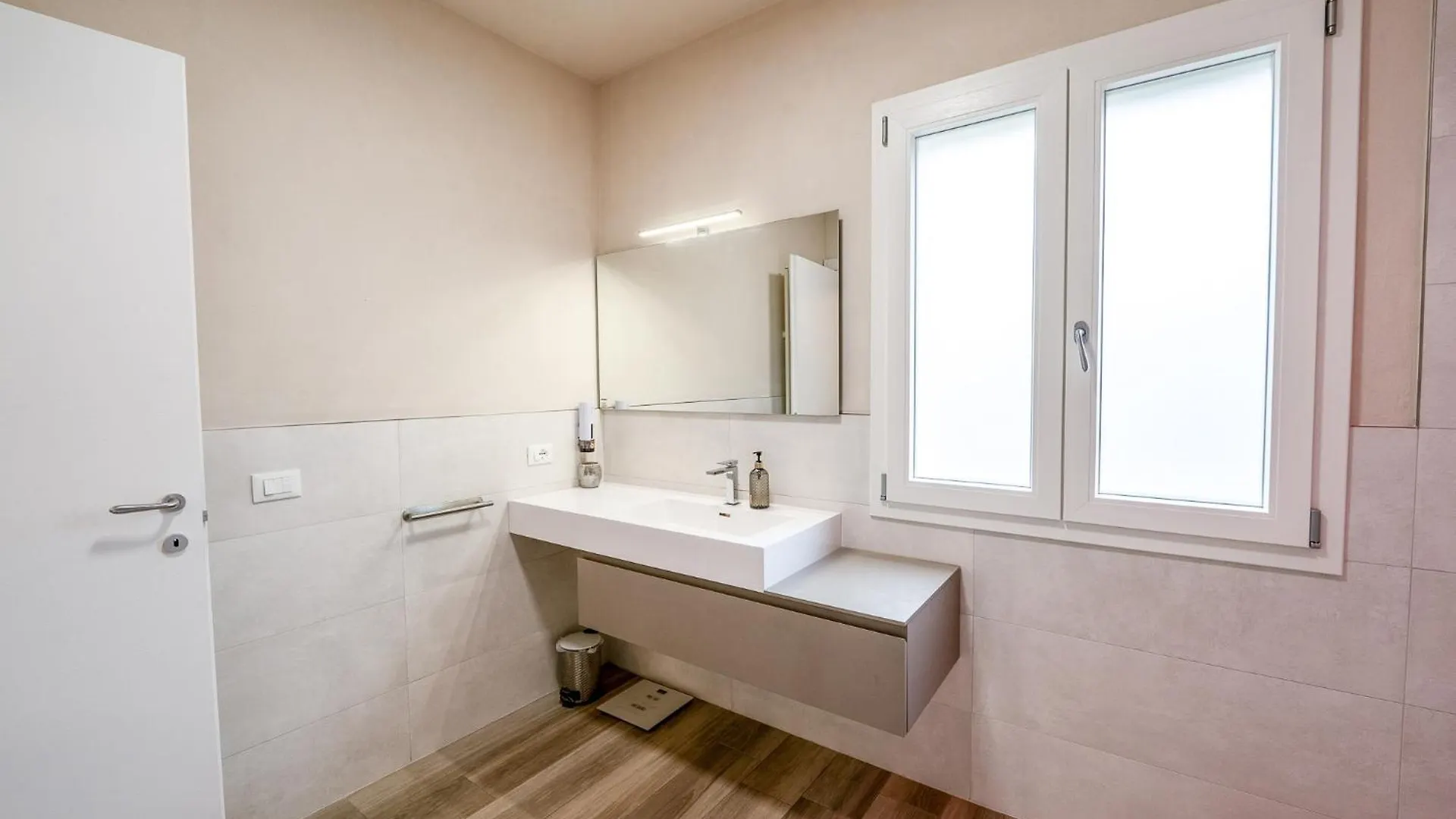Nuovo Appartamento A Salo Apartment